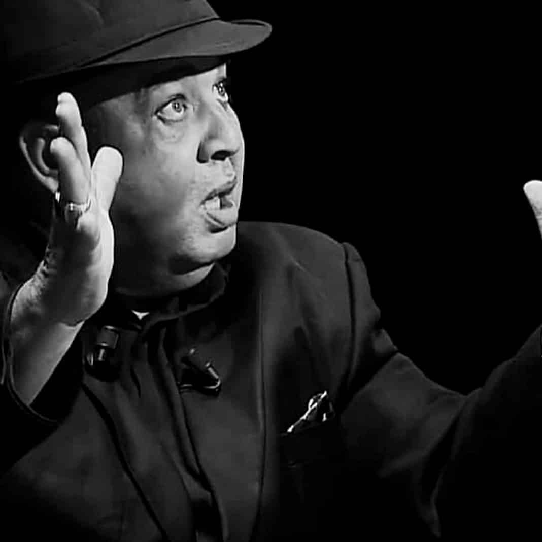 farid-rockeur-noir-et-blanc-1200x1200-cropped