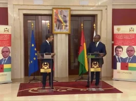 Le président français lors de sa visite en Guinée-Bissau