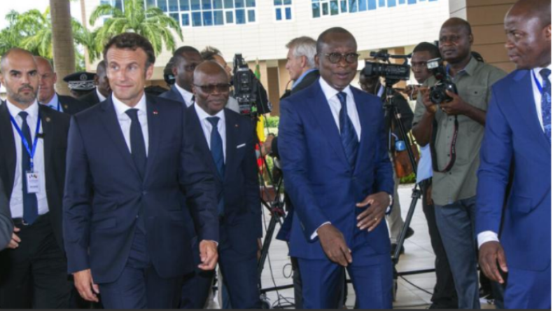 Macron Macron