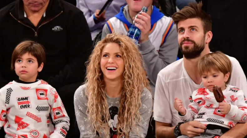 Shakira Shakira
