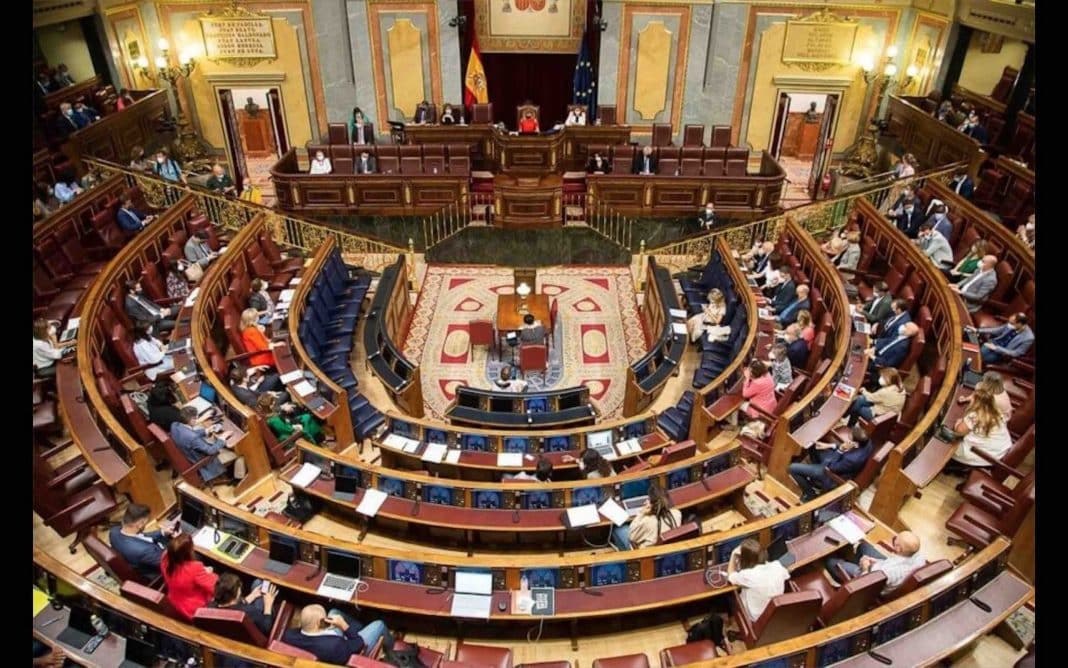deputes-espagnols-Espagne-scaled