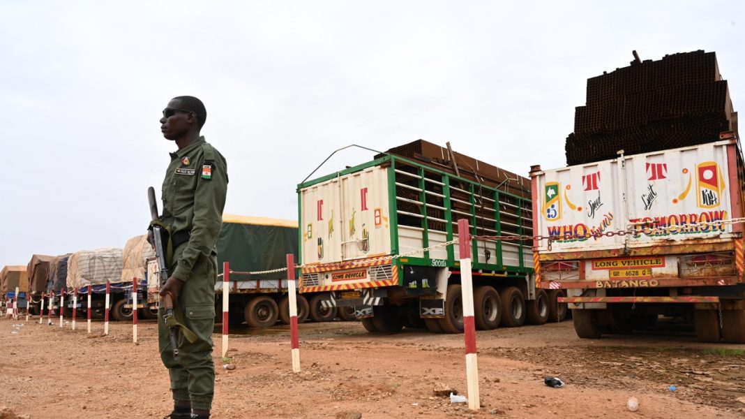 Crise au Niger L'Algérie suspend sa médiation, la région retient son souffle Crise au Niger : L'Algérie suspend sa médiation, la région retient son souffle