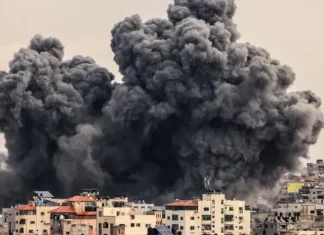 Gaza sous les Flammes : Frappes au Phosphore Blanc - La Terreur s'abat sur des Zones Civiles