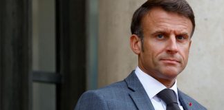 Soutien de Macron à Israël et appel de Mélenchon à soutenir la Palestine : un bras de fer politique et diplomatique