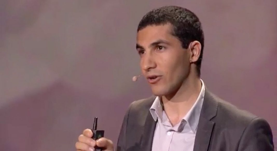 Abdennour Abbas Lance l'Académie Nord-Africaine de l'IA Un Projet Novateur en Faveur de l'Éducation et de la Technologie Abdennour Abbas Lance l'Académie Nord-Africaine de l'IA : Un Projet Novateur en Faveur de l'Éducation et de la Technologie