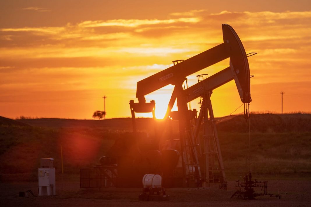 Algérie : Une Réduction de 51 000 Barils/jour pour Stabiliser les Prix du Pétrole Algérie : Une Réduction de 51 000 Barils/jour pour Stabiliser les Prix du Pétrole
