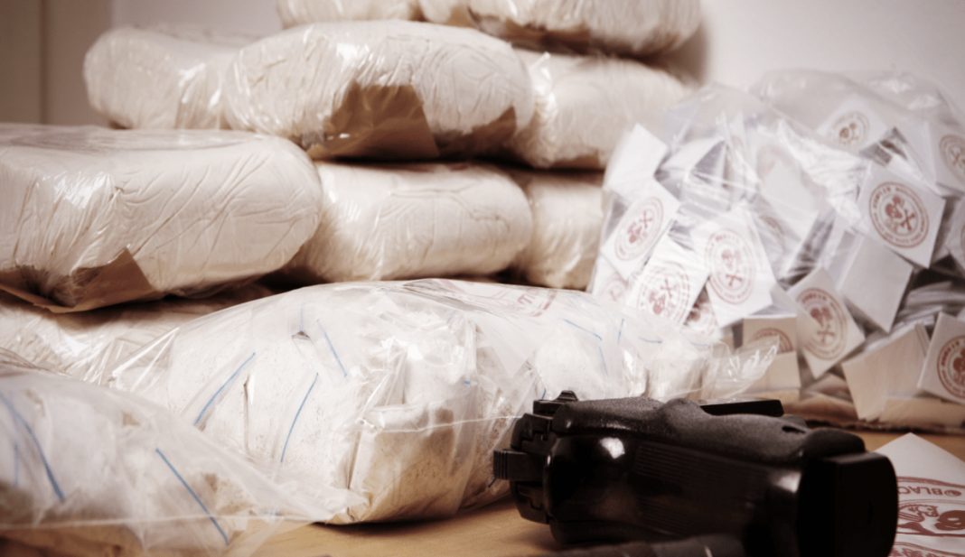Coopération Inédite Algérie et États-Unis Unis Contre le Fléau de la Drogue en Provenance du Maroc Coopération Inédite : Algérie et États-Unis Unis Contre le Fléau de la Drogue en Provenance du Maroc