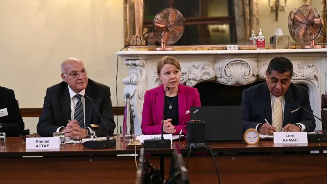 Algérie-Royaume-Uni : Un Boom Commercial de 40% en 2022, Un Partenariat en Pleine Ébullition Algérie-Royaume-Uni : Un Boom Commercial de 40% en 2022, Un Partenariat en Pleine Ébullition