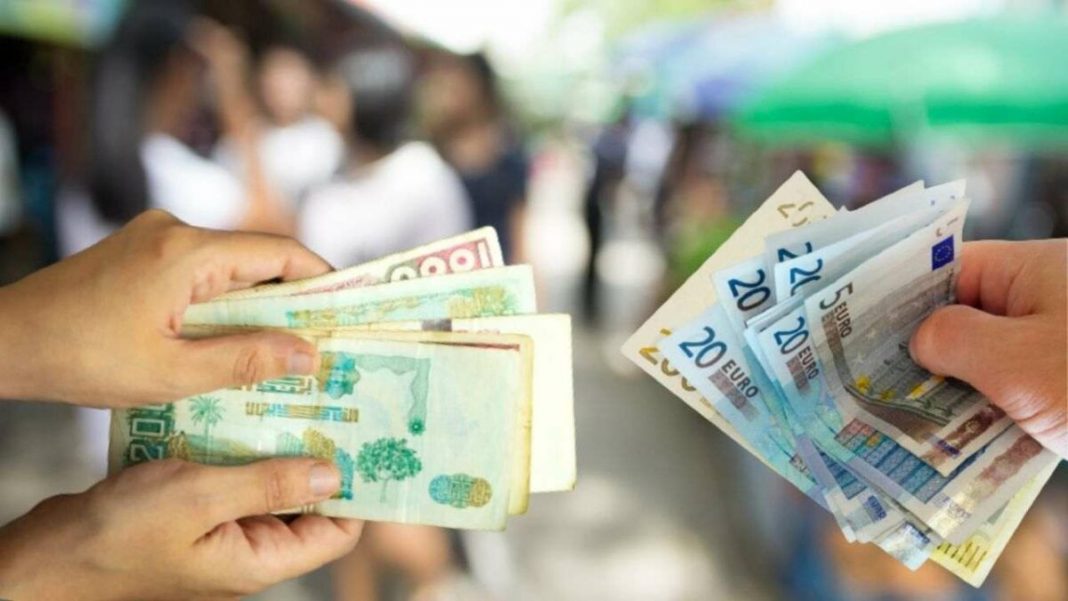 Fluctuations Monétaires Algériennes Éclairage sur les Tendances des Devises, Entre Banque et Marché Noir Fluctuations Monétaires Algériennes : Éclairage sur les Tendances des Devises, Entre Banque et Marché Noir