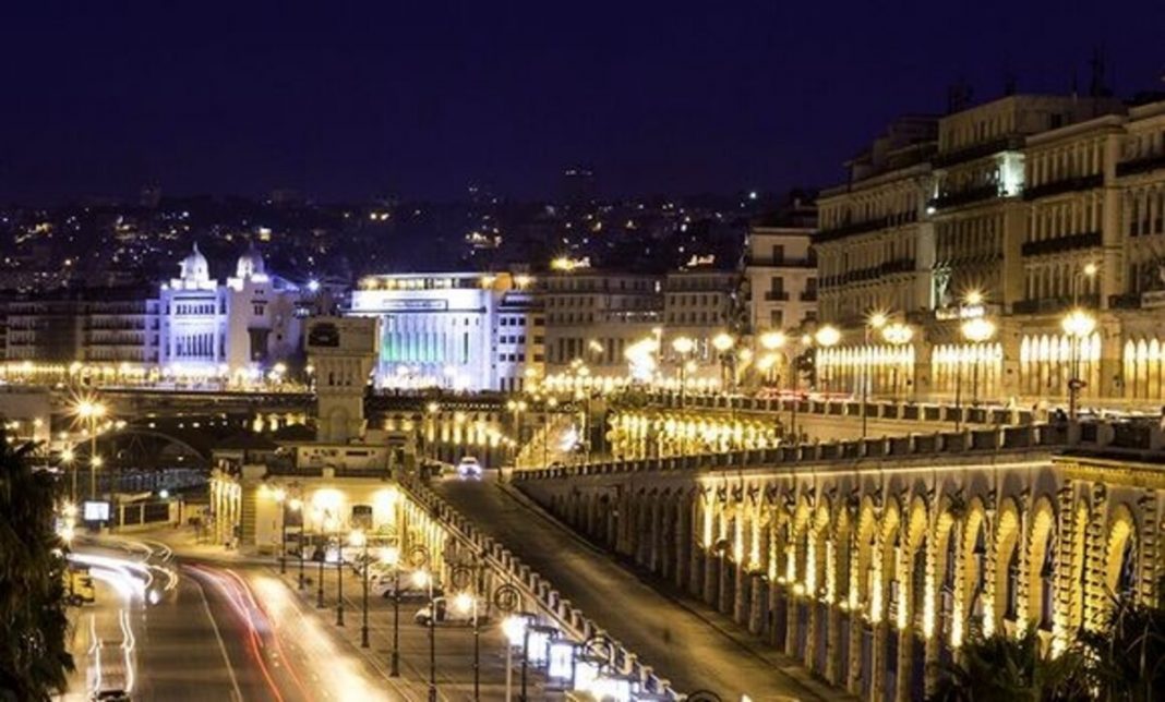 La Banque mondiale Éclaire l'Économie Algérienne Quand les Lumières Nocturnes Deviennent un Indicateur du PIB La Banque mondiale Éclaire l'Économie Algérienne : Quand les Lumières Nocturnes Deviennent un Indicateur du PIB