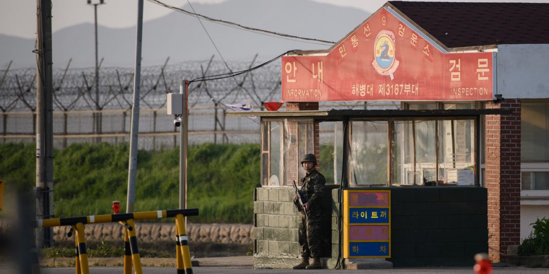 Pyongyang Rétablit les Postes de Garde à la Frontière avec le Sud Pyongyang Rétablit les Postes de Garde à la Frontière avec le Sud