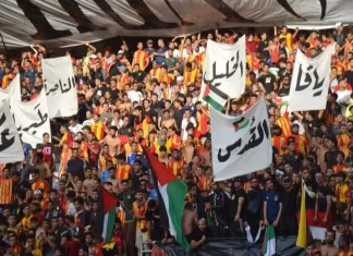 Répression de la Solidarité avec la Palestine : La police Marocain Confisquent les Symboles aux Stadee