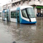 Tramway d'Alger : Quand les Éléments Naturels Perturbent le Cours Urbain