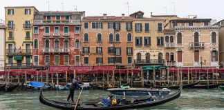 Venise Contre le Surtourisme : La Taxe Qui Peut Changer le Tourisme Mondial