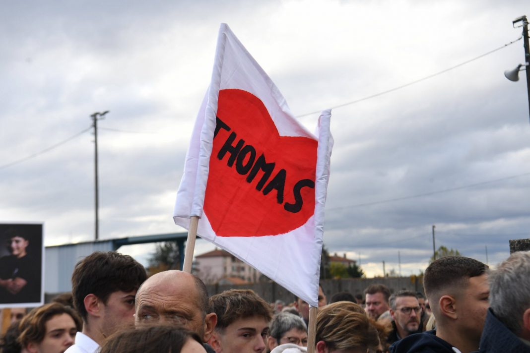 Affaire du Meurtre de Thomas Polémique autour de l'Identification du Suspect en Algérie Affaire du Meurtre de Thomas : Polémique autour de l'Identification du Suspect en Algérie