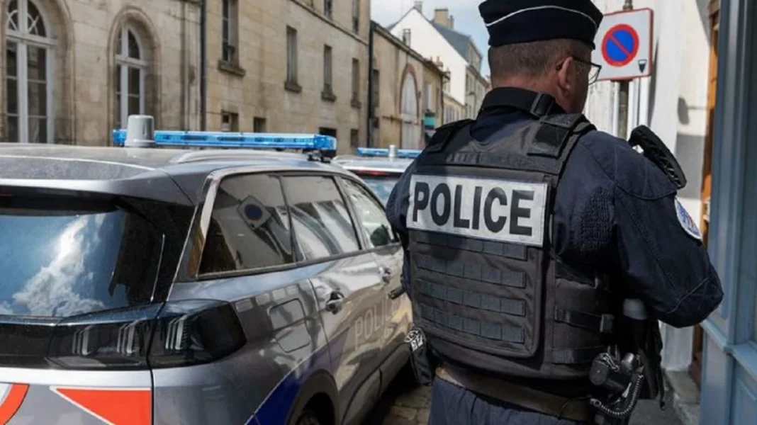 Atrocement Agressé en Pleine Rue en Île-de-France Le Sort D'un Jeune Algérien SDF Atrocement Agressé en Pleine Rue en Île-de-France : Le Sort D'un Jeune Algérien SDF