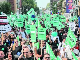 Grève Générale Illimitée en Janvier : La Lutte du Québec pour ses Travailleurs