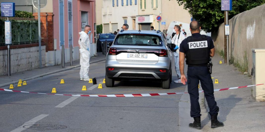 Guerre de la drogue à Marseille : DZ Mafia et Yoda, le sang coule dans les rues en 2023 Guerre de la drogue à Marseille : DZ Mafia et Yoda, le sang coule dans les rues en 2023