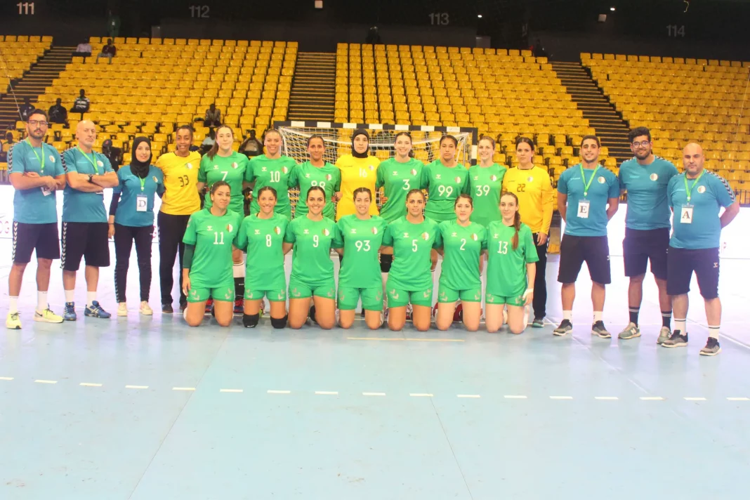 Handball Féminin La Sélection Algérienne, Prête à Enflammer Le Caire Handball Féminin : La Sélection Algérienne, Prête à Enflammer Le Caire