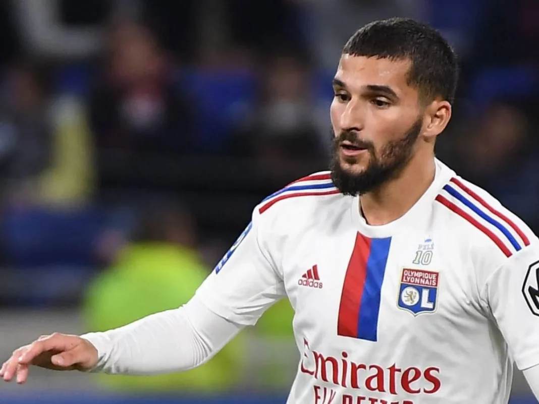 Houssam Aouar Entre Besoin de Soutien et Différences de Caractère Houssam Aouar : Entre Besoin de Soutien et Différences de Caractère