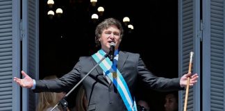 L'Argentine au Bord du Précipice : Le Nouveau Président javier Milei Annonce un Choc d'Austérité