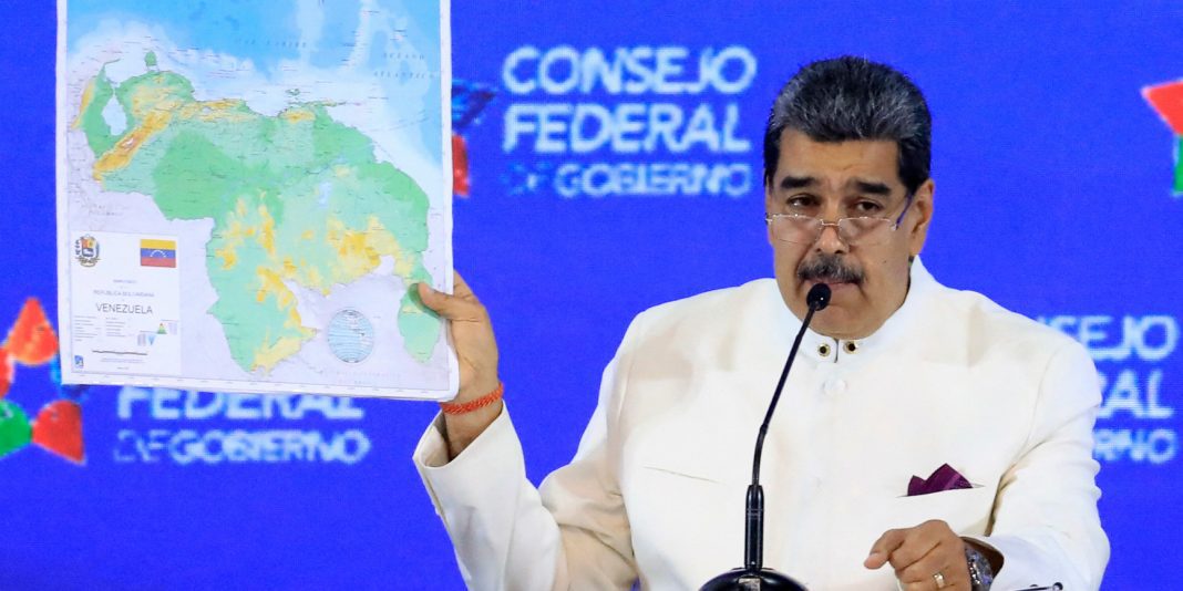 La Guerre du Pétrole Éclate entre le Guyana et le Venezuela L'Essequibo en Jeu La Guerre du Pétrole Éclate entre le Guyana et le Venezuela : L'Essequibo en Jeu