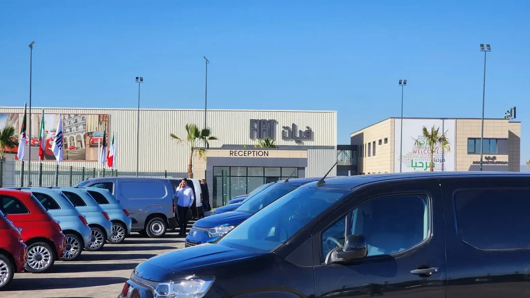 Lancement Officiel de l'Usine Fiat à Oran Une Nouvelle Étape dans l'Industrie Automobile Algérienne Lancement Officiel de l'Usine Fiat à Oran : Une Nouvelle Étape dans l'Industrie Automobile Algérienne