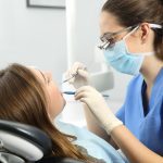 Le Régime d'Assurance Dentaire Fédéral : Ottawa Avance Sans Entente avec Québec
