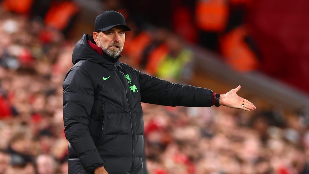 Liverpool vs. Arsenal Le Duel Électrisant Qui Divise l'Opinion sur l'Arbitrage Liverpool vs. Arsenal : Le Duel Électrisant Qui Divise l'Opinion sur l'Arbitrage