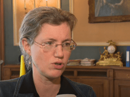 Molenbeek : Le Congé Maladie de Catherine Moureaux Prolongé, une Bourgmestre Sous Pression