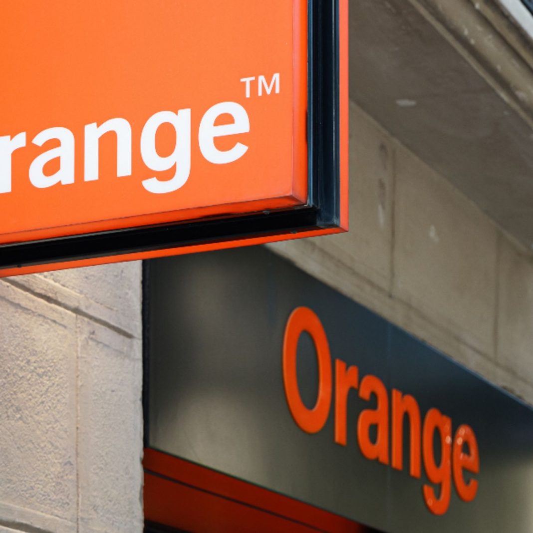 Panne Monumentale chez Orange Des Milliers d'Abonnés Déconnectés de Leur Boîte Mail Panne Monumentale chez Orange : Des Milliers d'Abonnés Déconnectés de Leur Boîte Mail