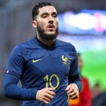 Rayan Cherki et l'Olympique Lyonnais : L'épine dans le pied du prodige