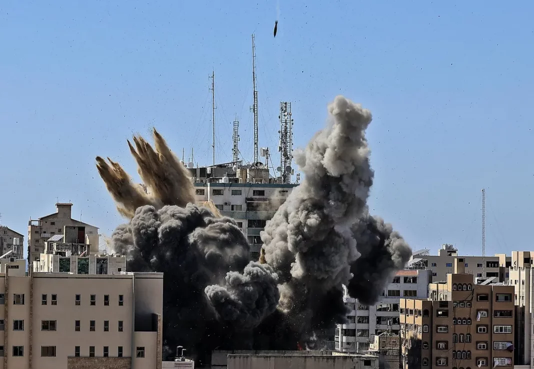 Révélations Choc Les Bombardements Israéliens à Gaza Visent Délibérément les Civils Palestiniens Révélations Choc : Les Bombardements Israéliens à Gaza Visent Délibérément les Civils Palestiniens