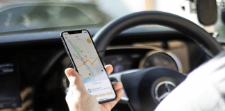 Révolution Digitale en Europe : Les Chauffeurs VTC et les Coursiers Obtennent de Nouveaux Droits