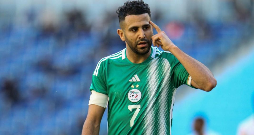 Riyad Mahrez Ignoré par la CAF, Snobé par l'IFFHS - Un Capitaine Délaissé Riyad Mahrez : Ignoré par la CAF, Snobé par l'IFFHS - Un Capitaine Délaissé ?