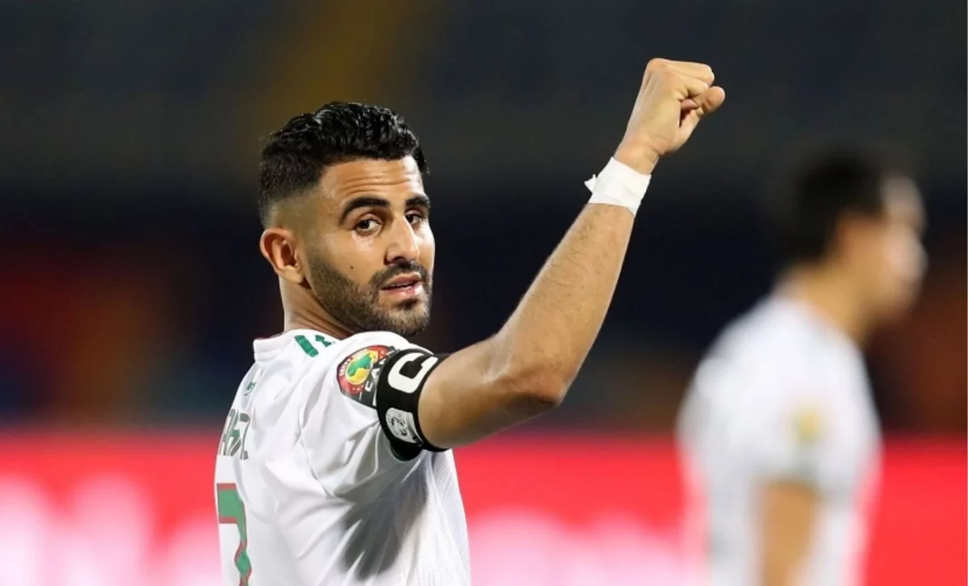 Riyad Mahrez Snubbed La Réponse Subtile qui Fait Vibrer les Réseaux Riyad Mahrez Snubbed: La Réponse Subtile qui Fait Vibrer les Réseaux