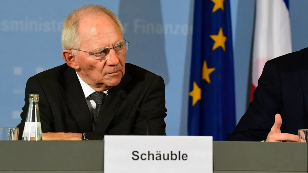 Wolfgang Schäuble L'Allemagne Pleure la Perte d'une Figure Politique Éminente Wolfgang Schäuble : L'Allemagne Pleure la Perte d'une Figure Politique Éminente