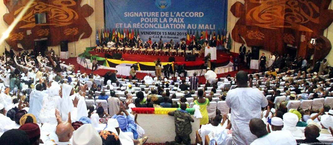 Le bras de fer inédit entre le Mali et l'Algérie L'Accord d'Alger en péril Le bras de fer inédit entre le Mali et l'Algérie : L'Accord d'Alger en péril